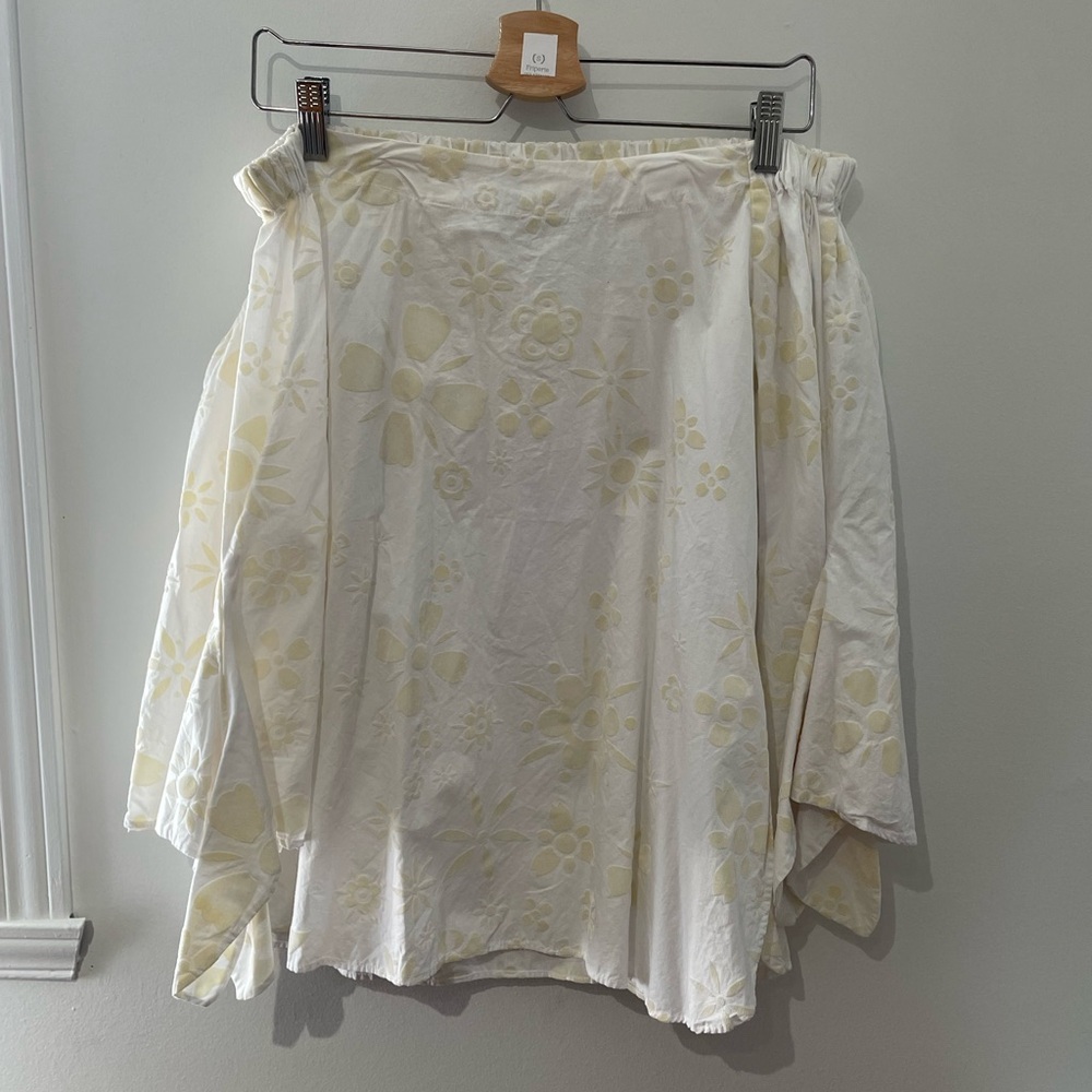 Desigual White and Pale Yellow Floral Off-Shoulder Top